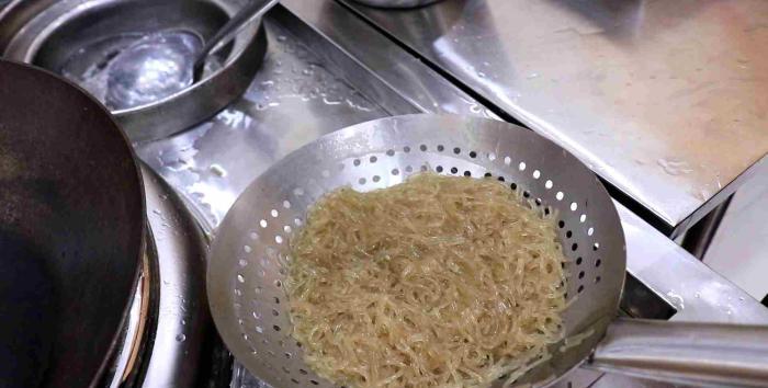 粉條焯水示意圖